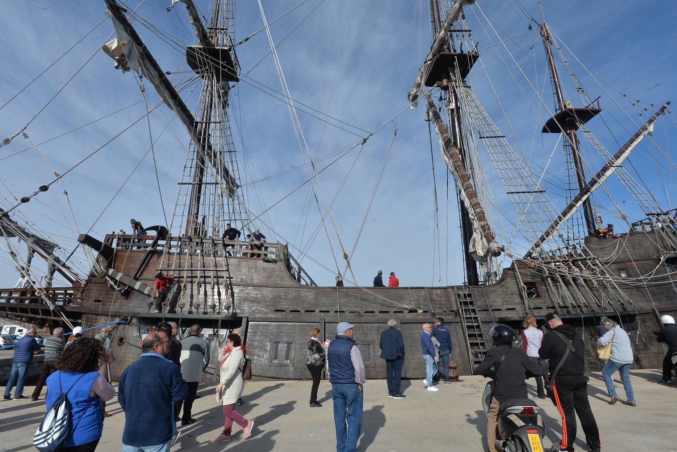 El Galeón 'Andalucía' Atraca En Águilas | La Verdad